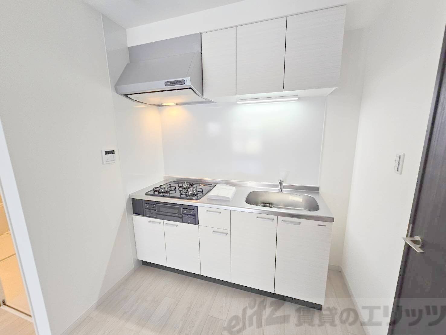 Villa 41 YAMATE SUITAの物件内観写真