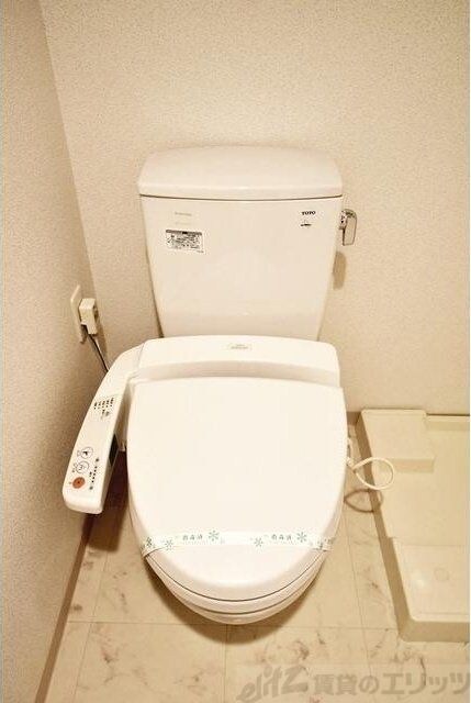 SERENiTE江坂四番館の物件内観写真