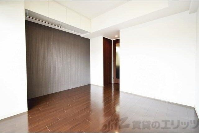 SERENiTE江坂四番館の物件内観写真