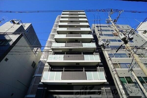 La Douceur新大阪の物件外観写真