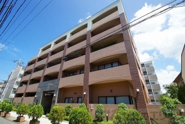 セレブ高槻北園町の物件内観写真