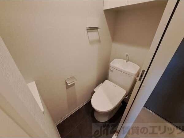 スプランディッド江坂DUEの物件内観写真