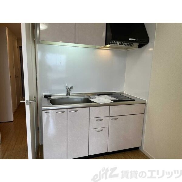 サンロワール江坂の物件内観写真