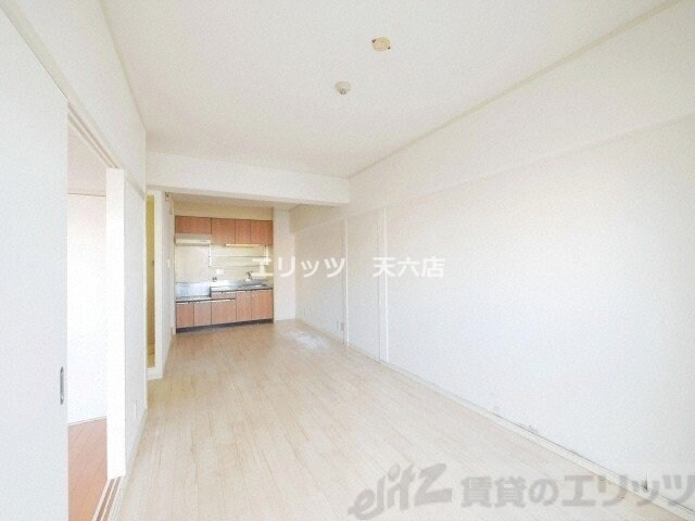 サン・ホワイティ豊里の物件内観写真