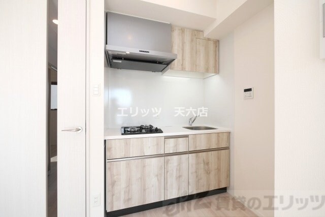 シーズンフラッツ梅田EASTの物件内観写真