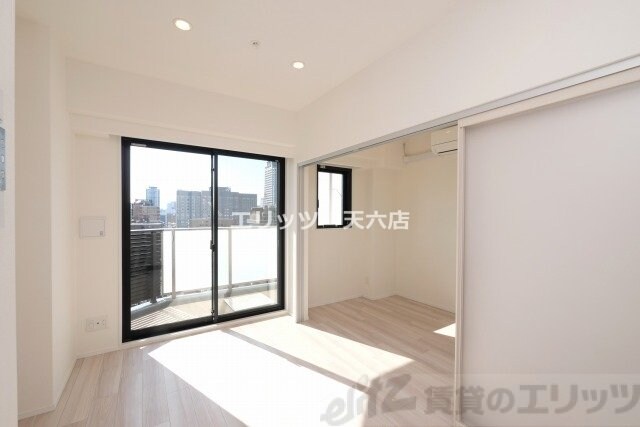 シーズンフラッツ梅田EASTの物件内観写真