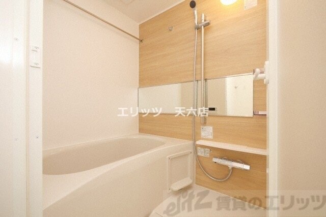 シーズンフラッツ梅田NORTHの物件内観写真