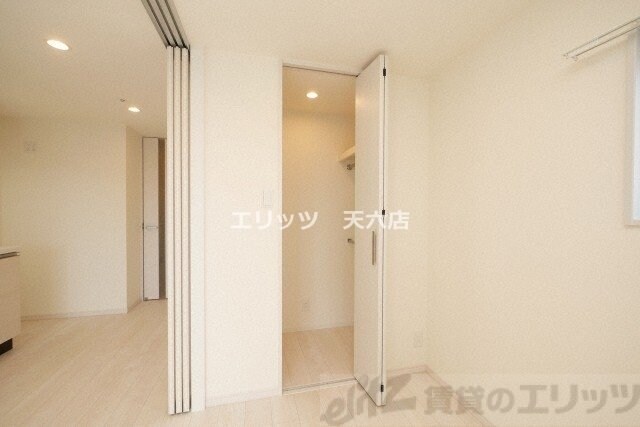 シーズンフラッツ梅田NORTHの物件内観写真