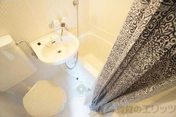 レリーサ真上の物件内観写真