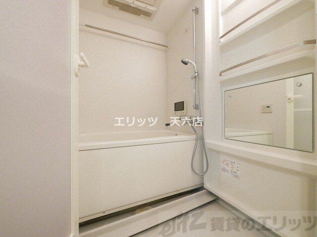 グランシス江坂の物件内観写真