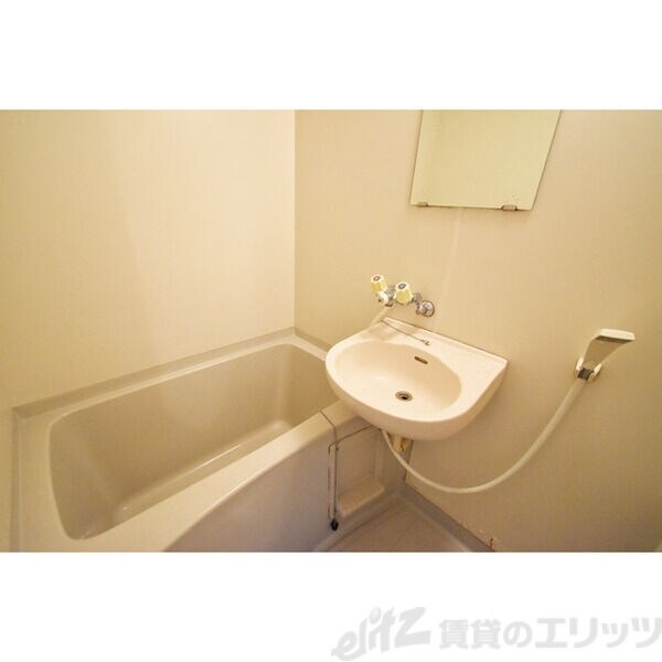 ハイツサン幸IIの物件内観写真