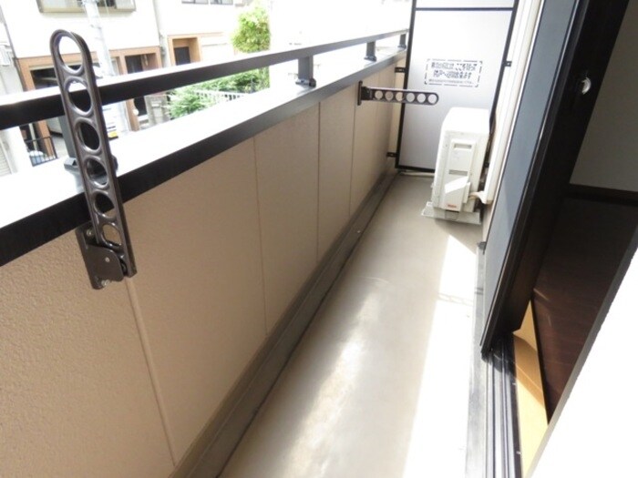 ラトゥール江坂の物件内観写真