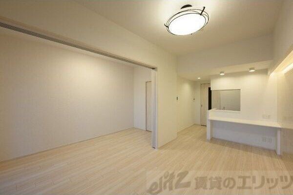 プレジオ吹田の物件内観写真