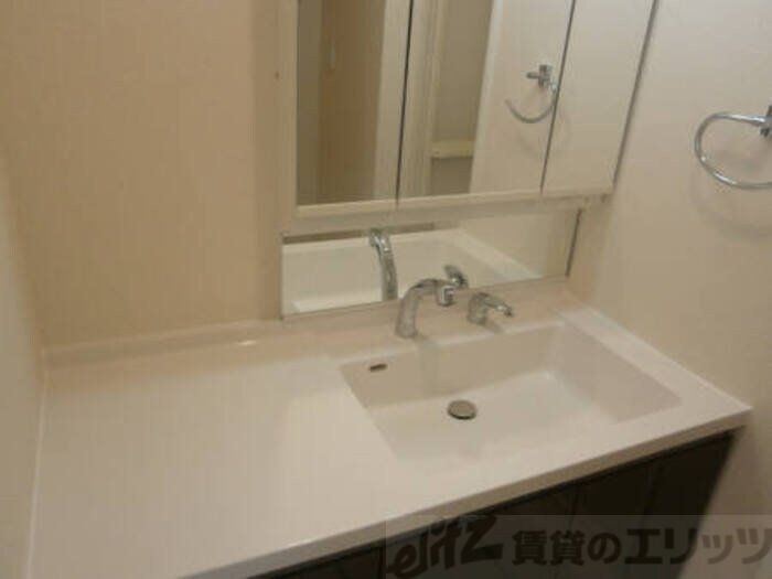 サンスクエア千里万博 A棟の物件内観写真