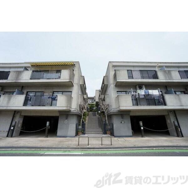 ラジュニール春日丘の物件内観写真