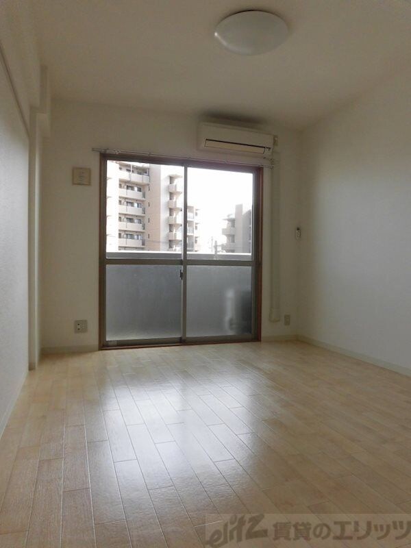 クローヴェーサウスタカハマの物件内観写真