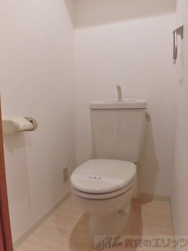 クローヴェーサウスタカハマの物件内観写真