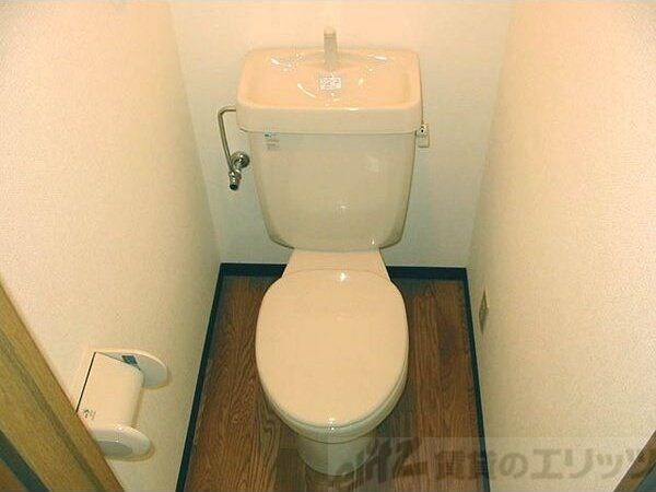 アズビー千里山の物件内観写真