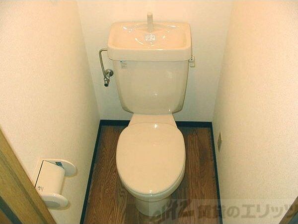 アズビー千里山の物件内観写真