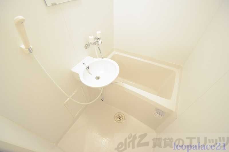 レオパレスグラン ビュイッソンの物件内観写真