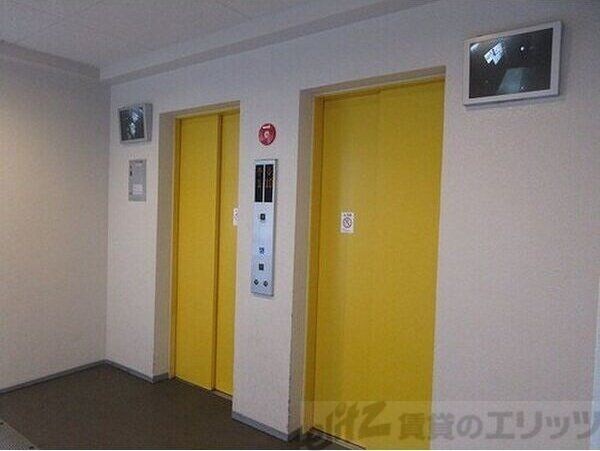 ミリカ・ヒルズ 2街区の物件内観写真