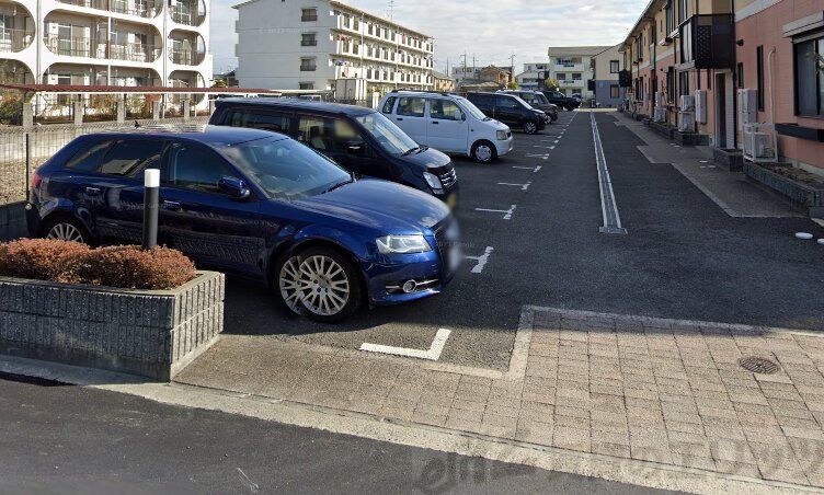 ローンコートの物件内観写真