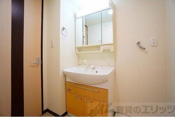 アーバンフラッツ西中島の物件内観写真