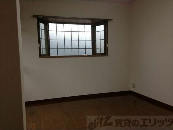 サンシャイン千里山の物件内観写真