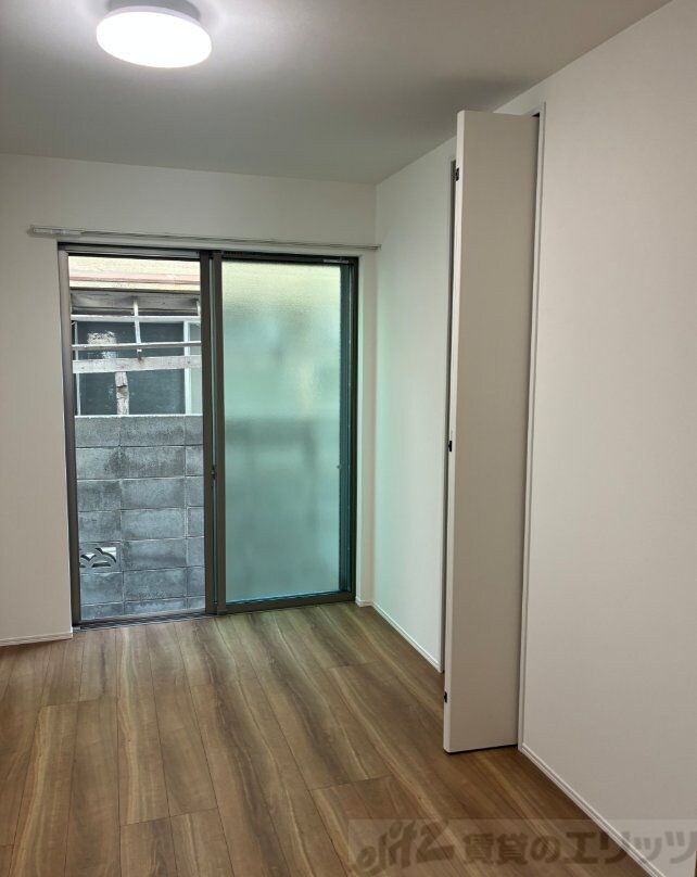 ファミリエ如是A棟の物件内観写真