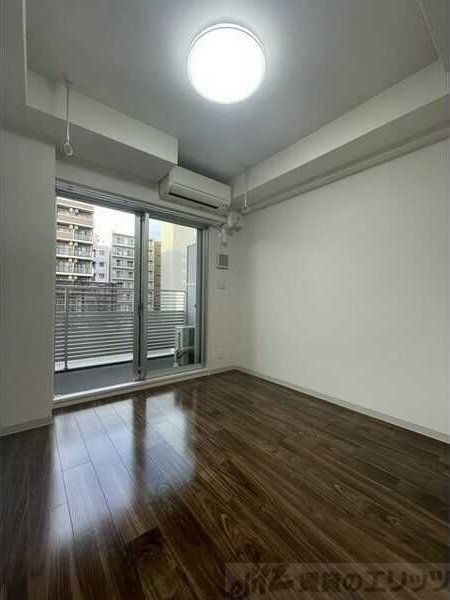 コンフォリア江坂広芝町の物件内観写真