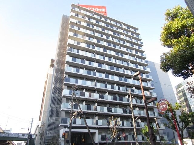 コンフォリア江坂の物件外観写真