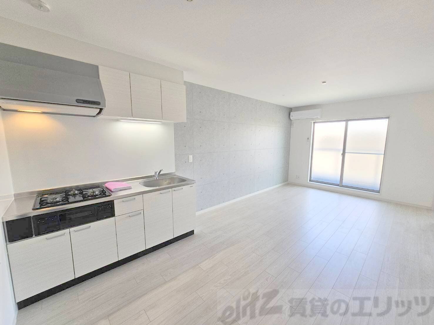 Villa 41 YAMATE SUITAの物件内観写真