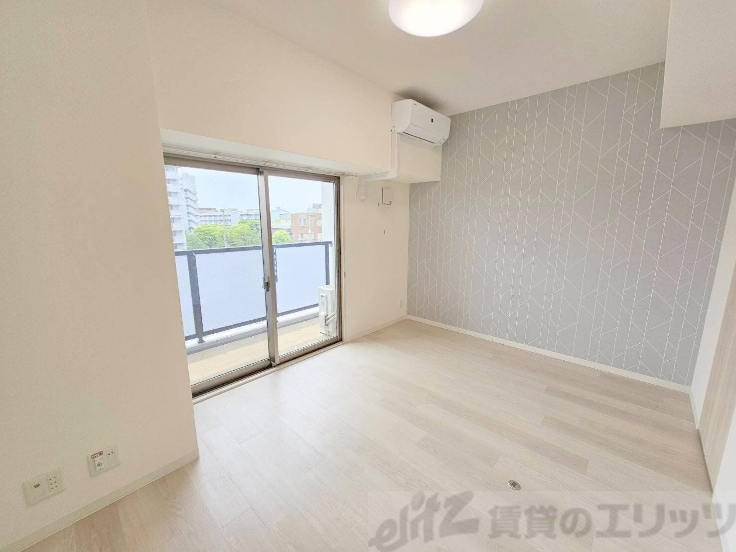 ガーデンクォーツ摂津正雀の物件内観写真