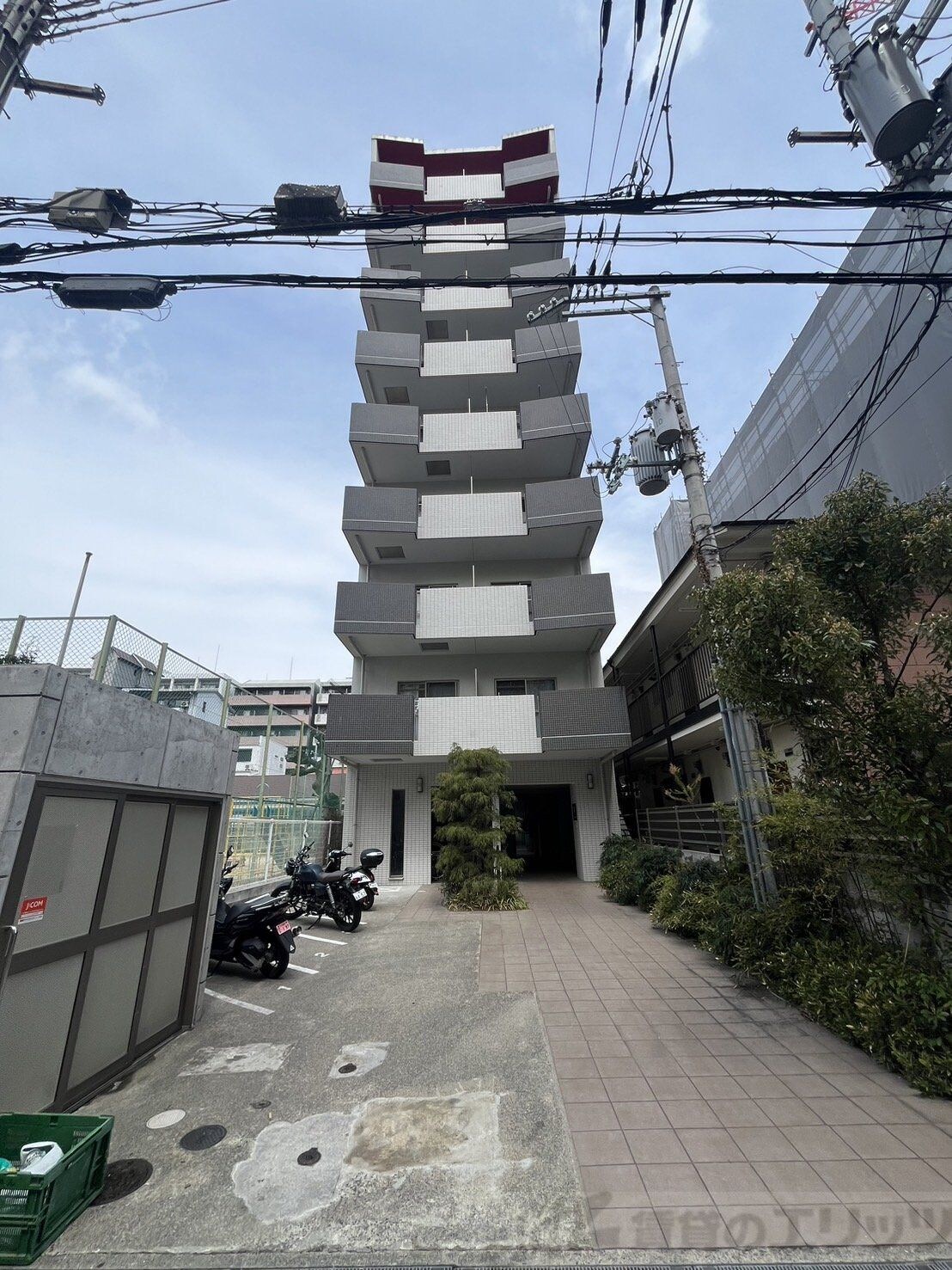 ラ・フィーネ江坂の物件外観写真