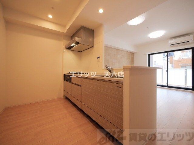 CREST COURT DOSHINの物件内観写真