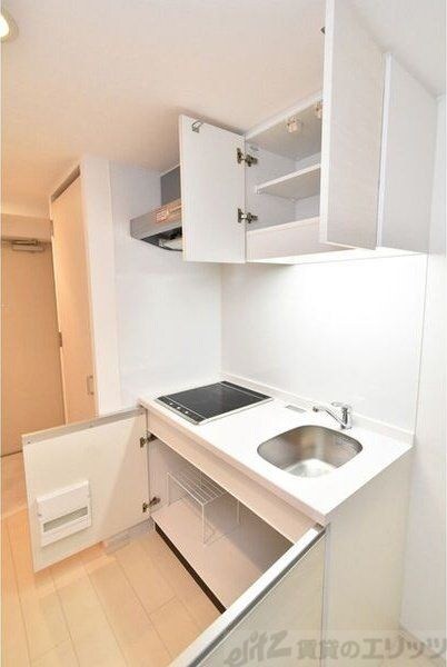 アドバンス新大阪ラシュレの物件内観写真