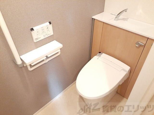 カーサフェリーチェの物件内観写真