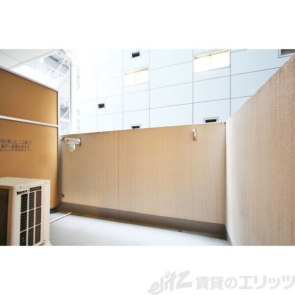 アスール江坂3rdの物件内観写真