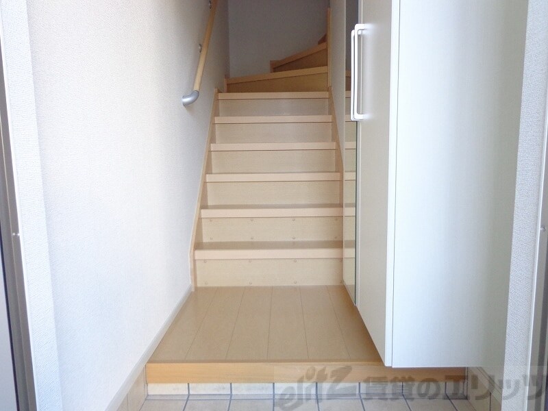 レヴール松ヶ丘の物件内観写真