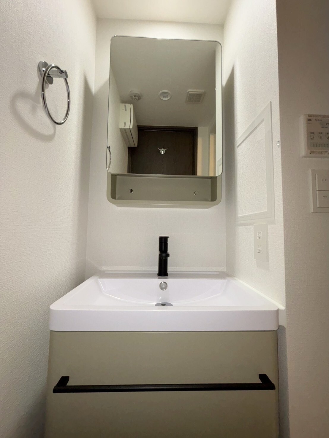 ArtizA緑地公園の物件内観写真