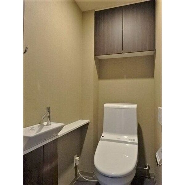 ミリカ・ヒルズ 2街区の物件内観写真