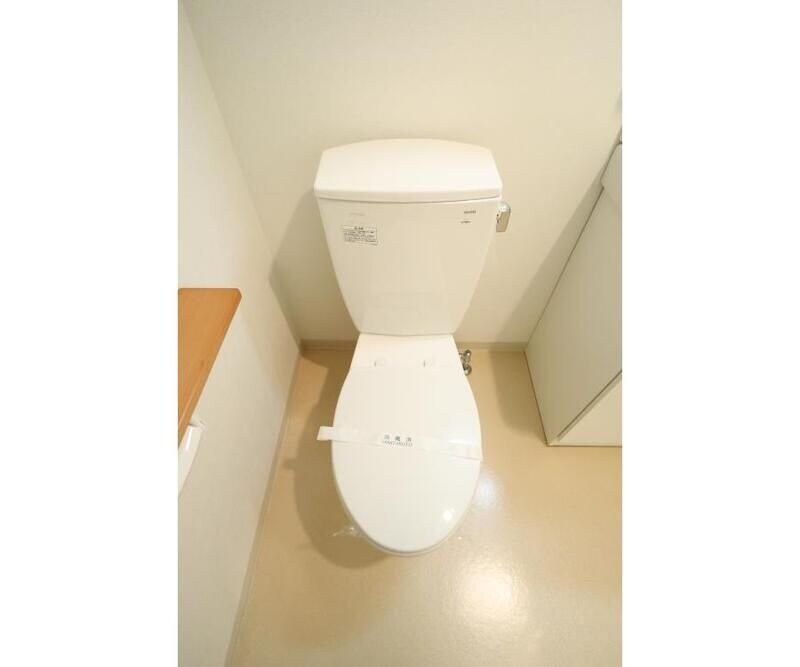 ロハス江坂の物件内観写真