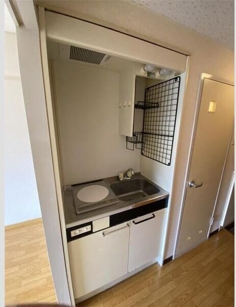 ローズインローズ2の物件内観写真