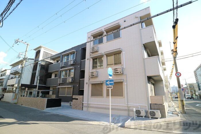 Maison de Espoir 豊里の物件外観写真