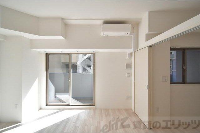 アドバンス江坂ラシュレの物件内観写真