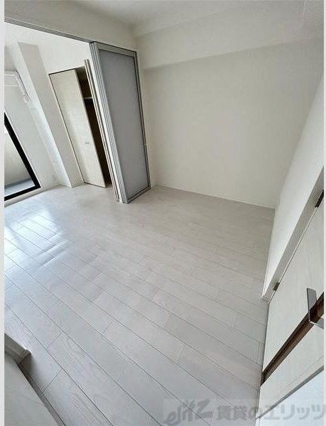 S-RESIDENCE江坂の物件内観写真