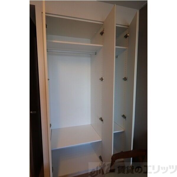 コンフォリア江坂の物件内観写真