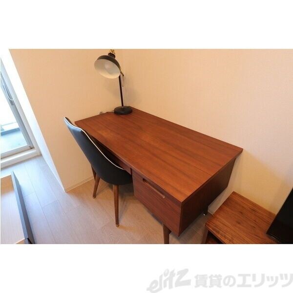 コンフォリア江坂の物件内観写真