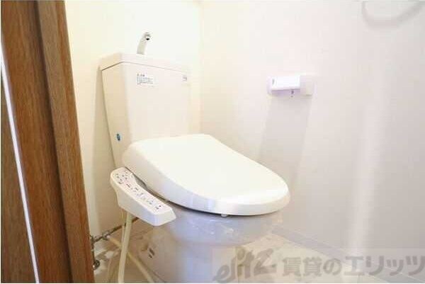 アーデン江坂の物件内観写真