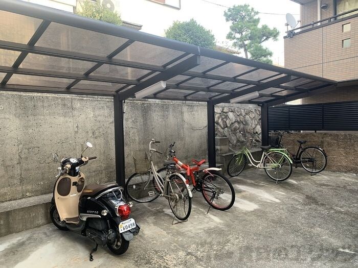 ラトゥール江坂の物件内観写真